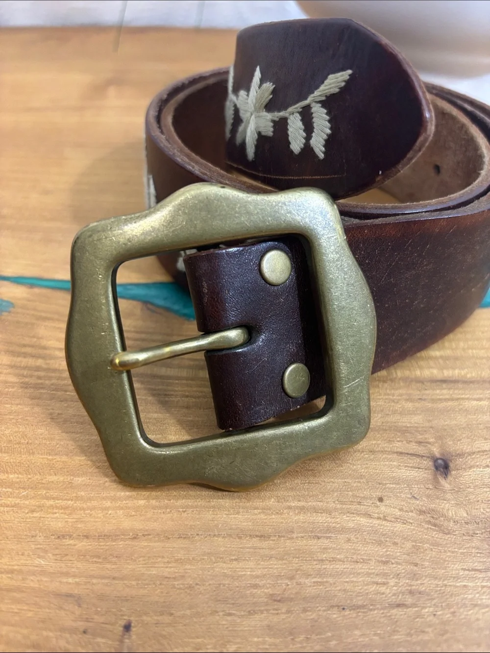 Lucky Brand Vintage Floral Embroidered Leather Belt. 36” solid brass